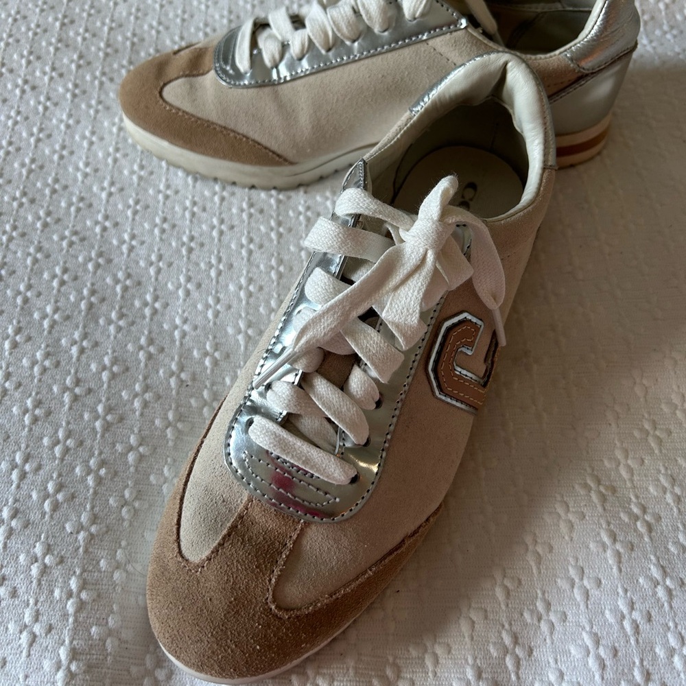 Coach Suede sneakers. Women’s Size 6
